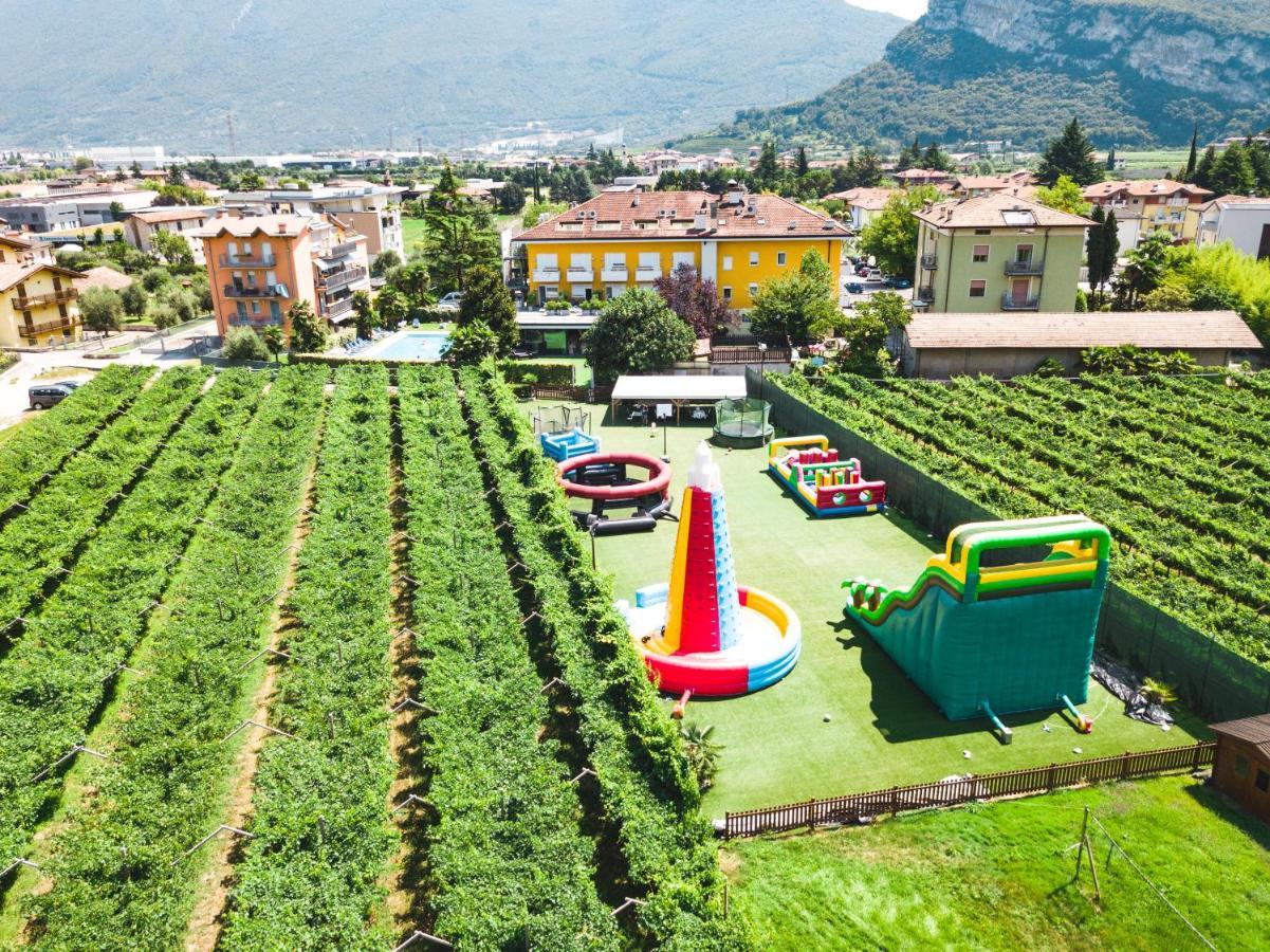 Appartamento Campagnola Piano Terra Con Giardino Privato Eksteriør billede