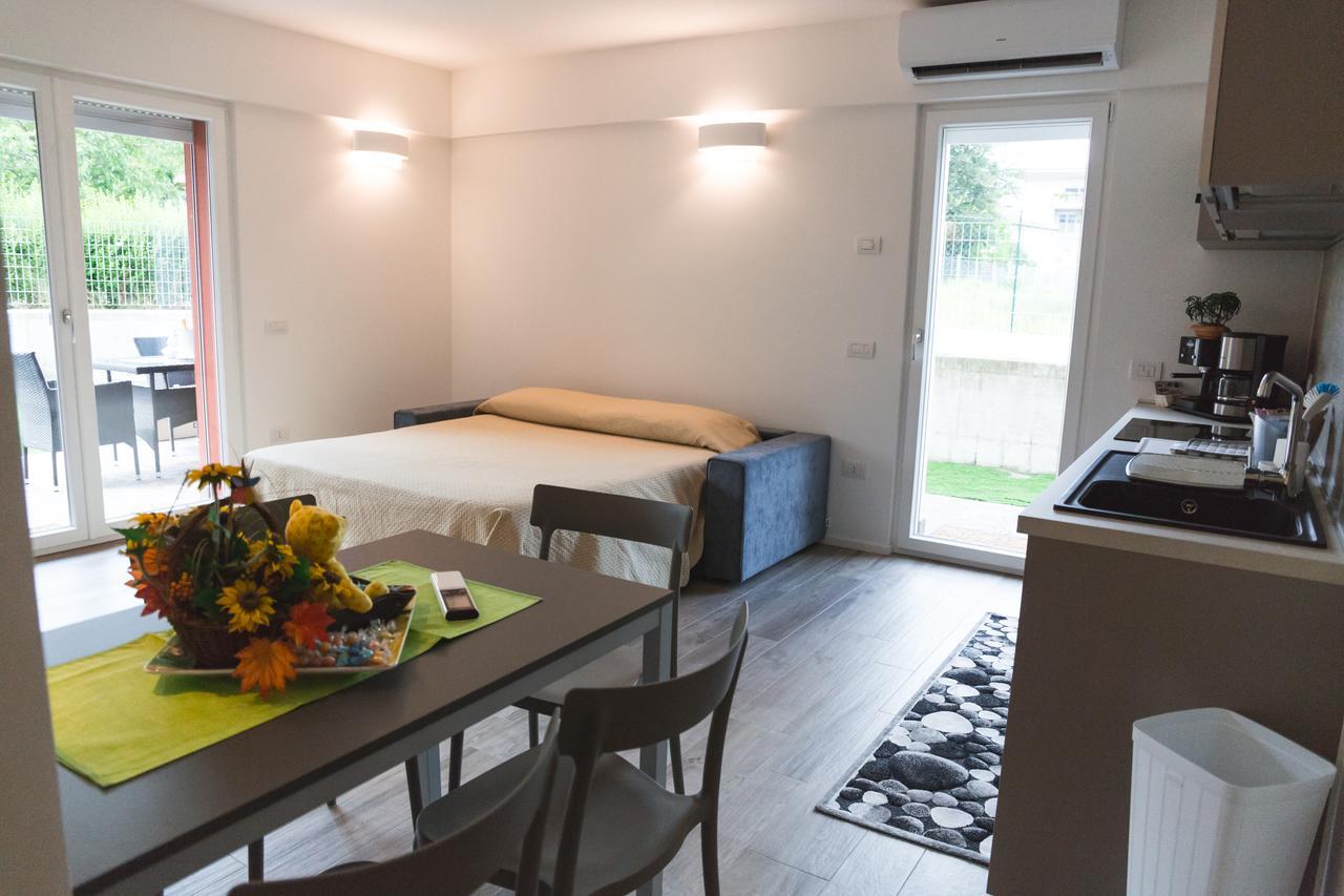 Appartamento Campagnola Piano Terra Con Giardino Privato Eksteriør billede