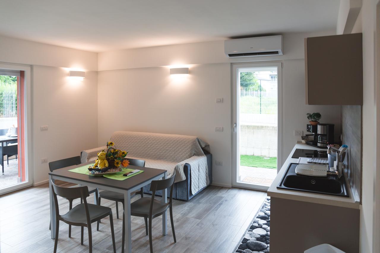 Appartamento Campagnola Piano Terra Con Giardino Privato Eksteriør billede